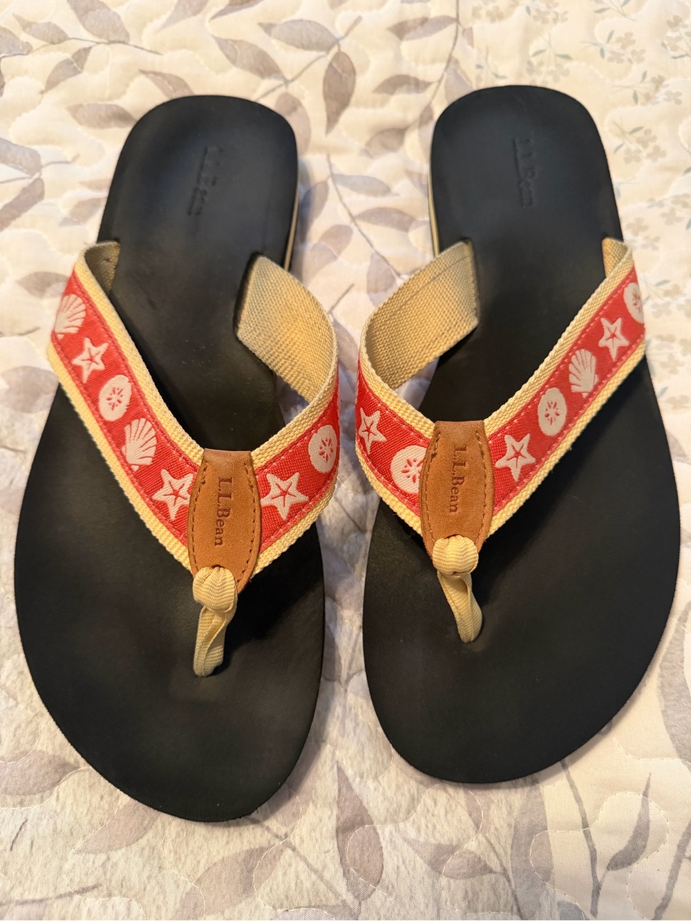 L.L. Bean Women's Coral and Yellow Shell-Print Flip Flop Sandals